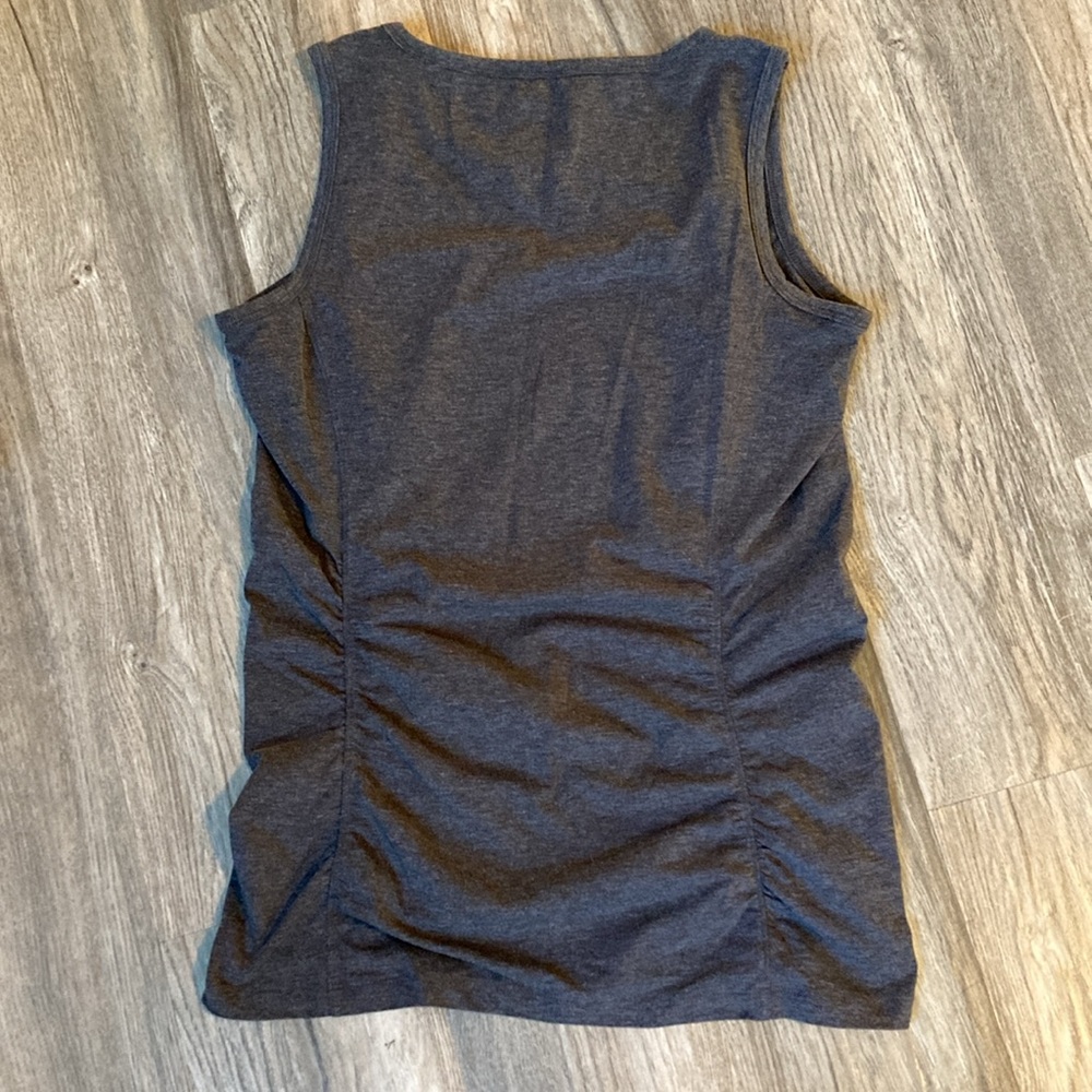Duluth Trading Co. Tank - Picture 2 of 3